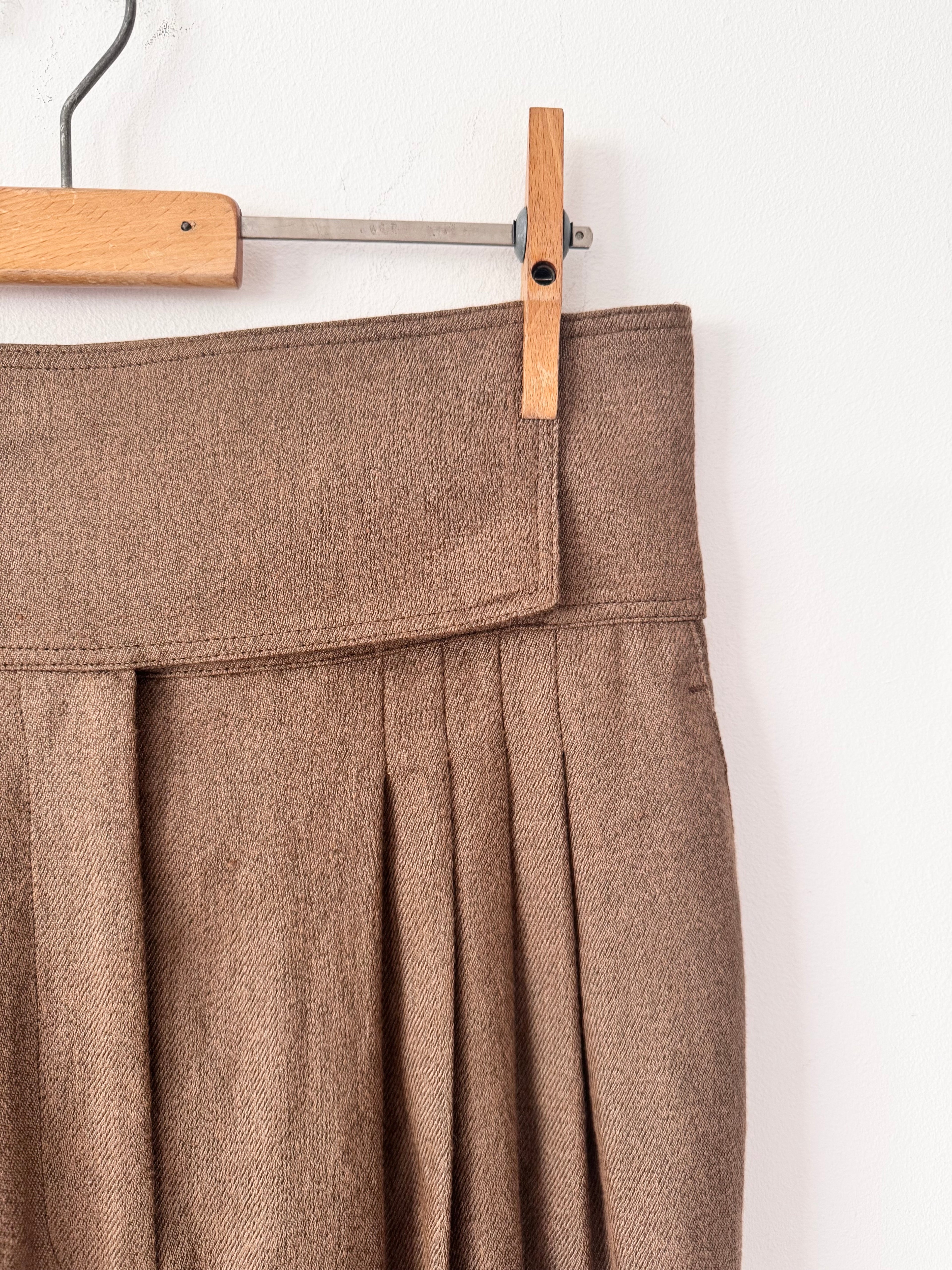Burberry Pre-Owned Linen Trousers image 5