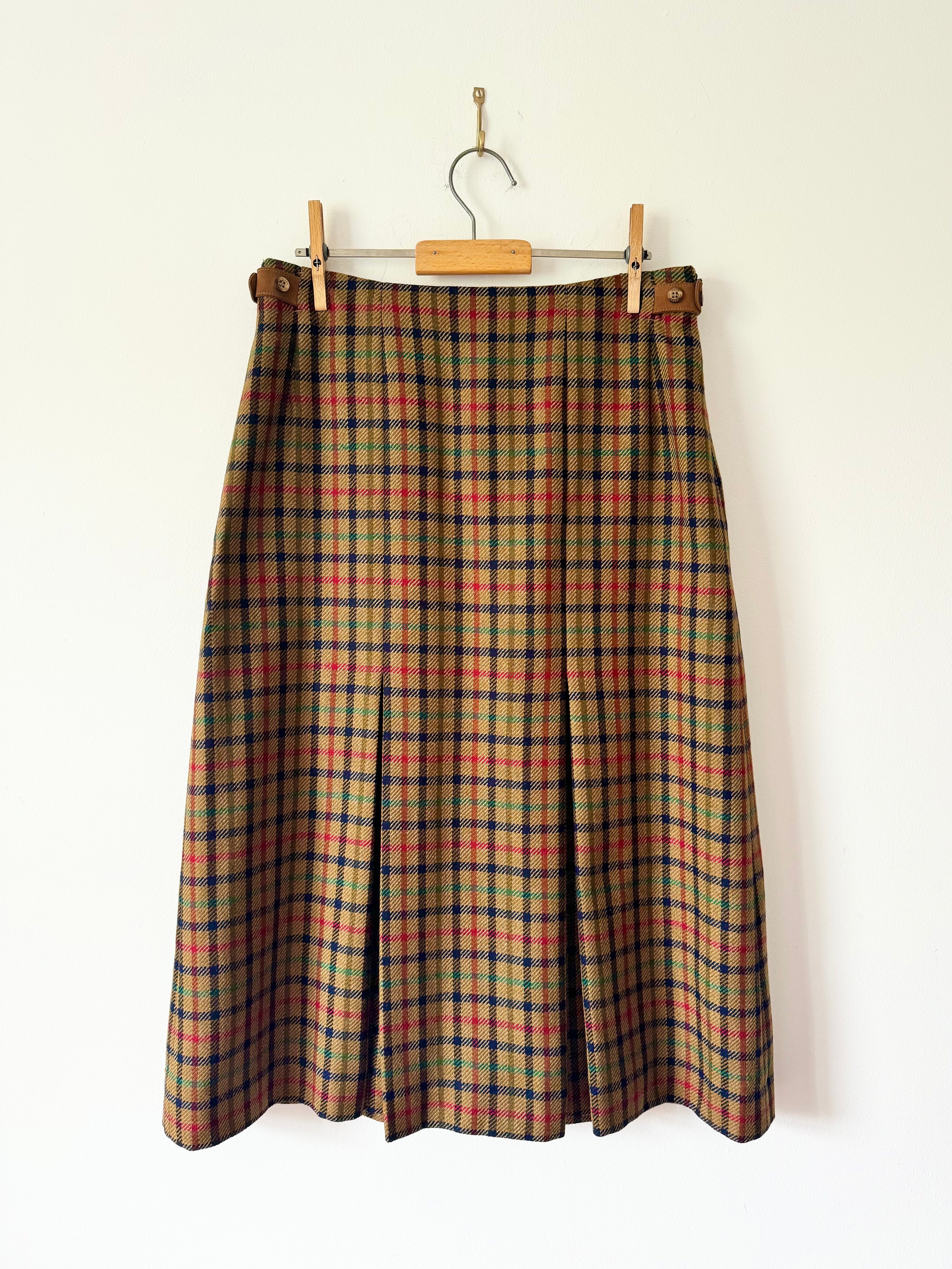 DAKS Vintage Pleated Skirt image 0