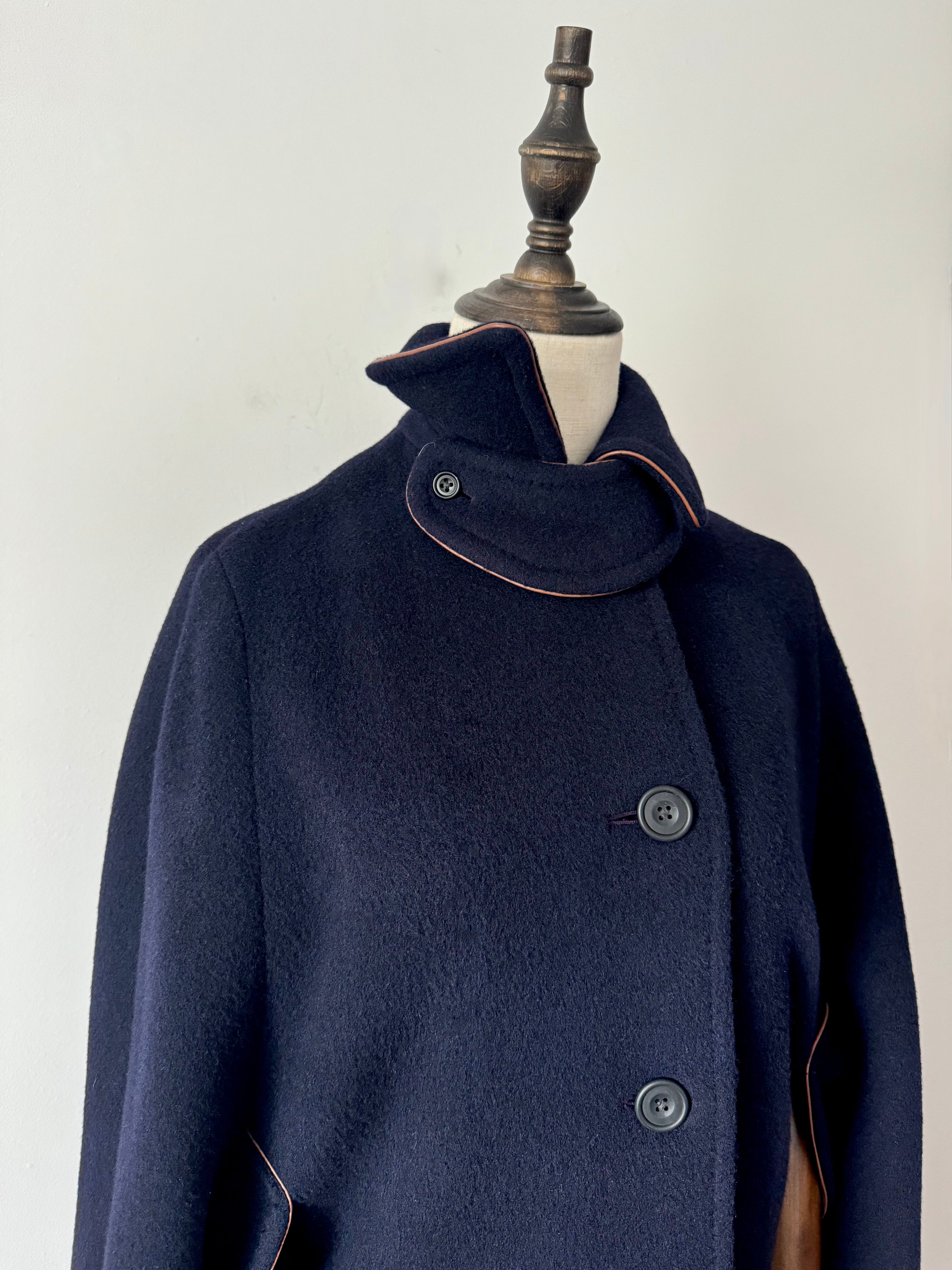 DAKS Preowned Long Wool Cape image 4