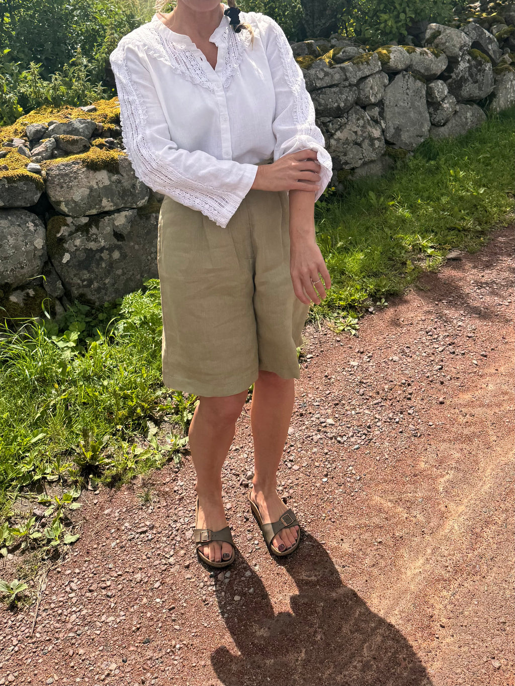 Giorgio Armani Preowned Linen Bermuda Shorts image 1