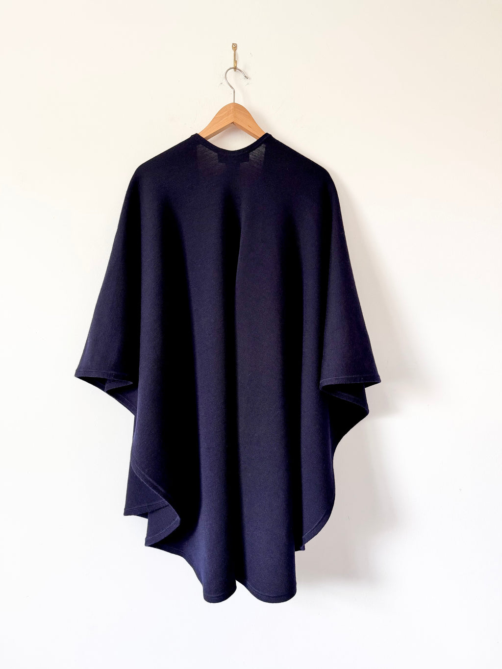 Busnel Preowned Knitted Cape