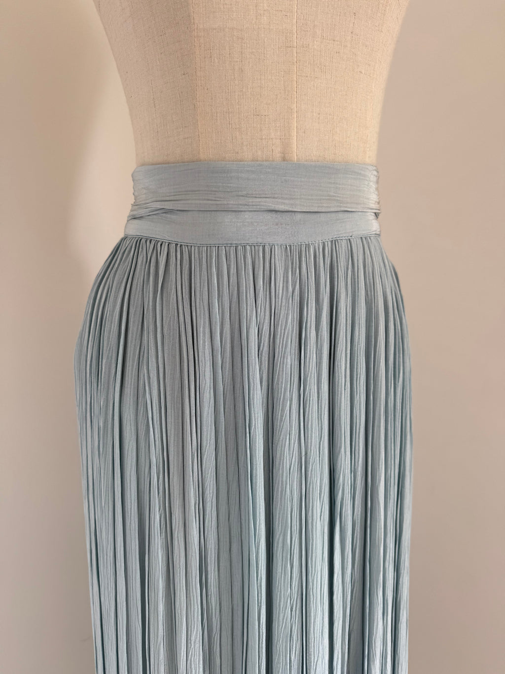Umberto Ginocchietti Pleated Midi Skirt