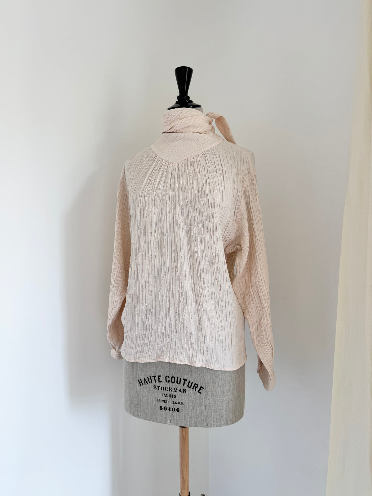 Umberto Ginocchietti Crinkled Silk Scarf Blouse
