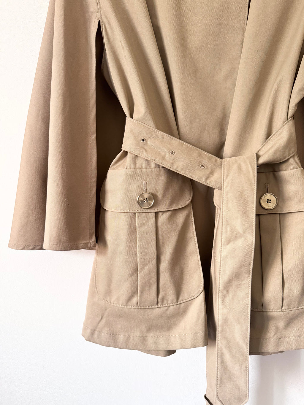Aquascutum Vintage Short Cape Trench