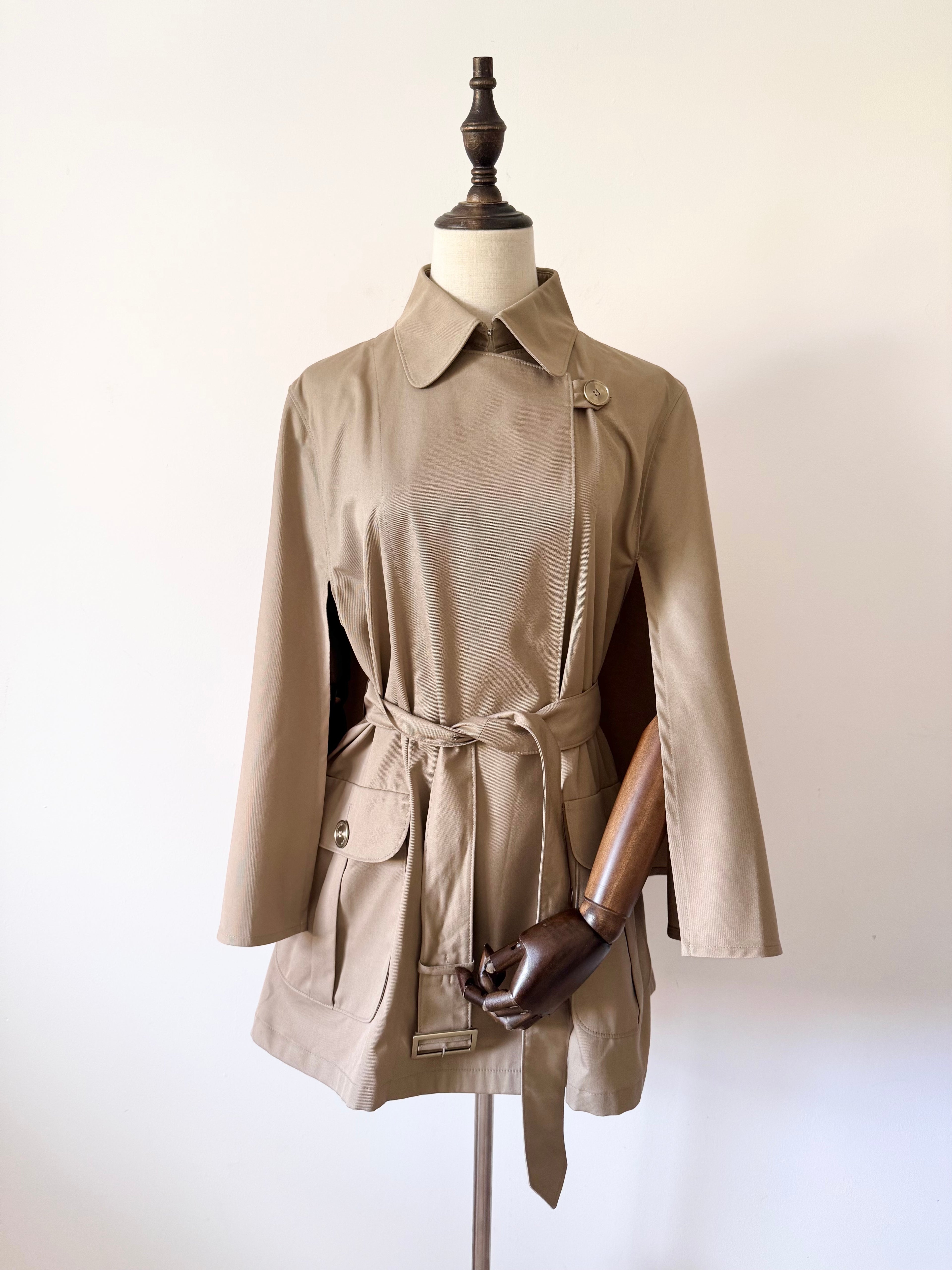 Aquascutum Vintage Short Cape Trench