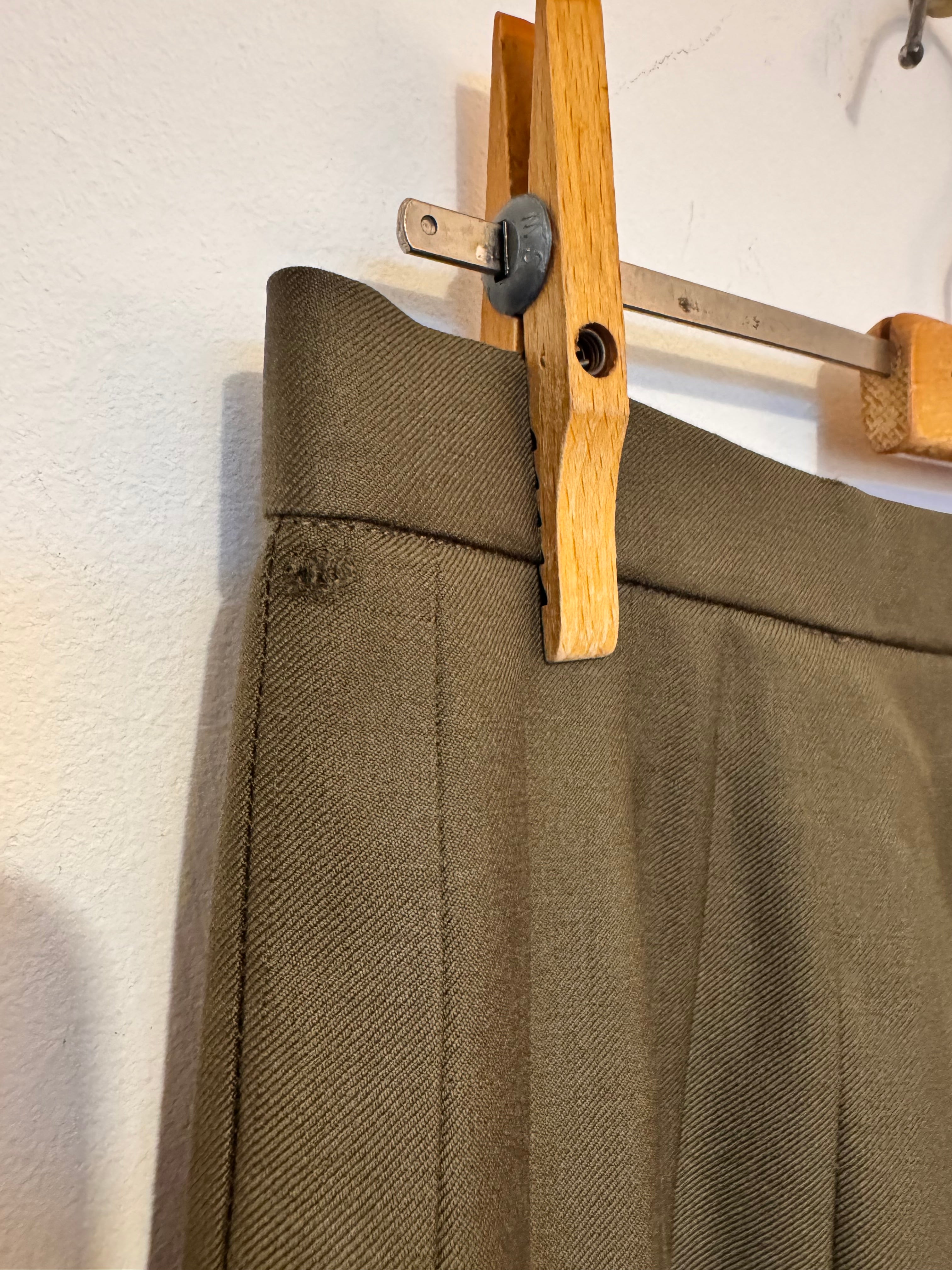 Aquascutum Vintage Midi Pleated Skirt