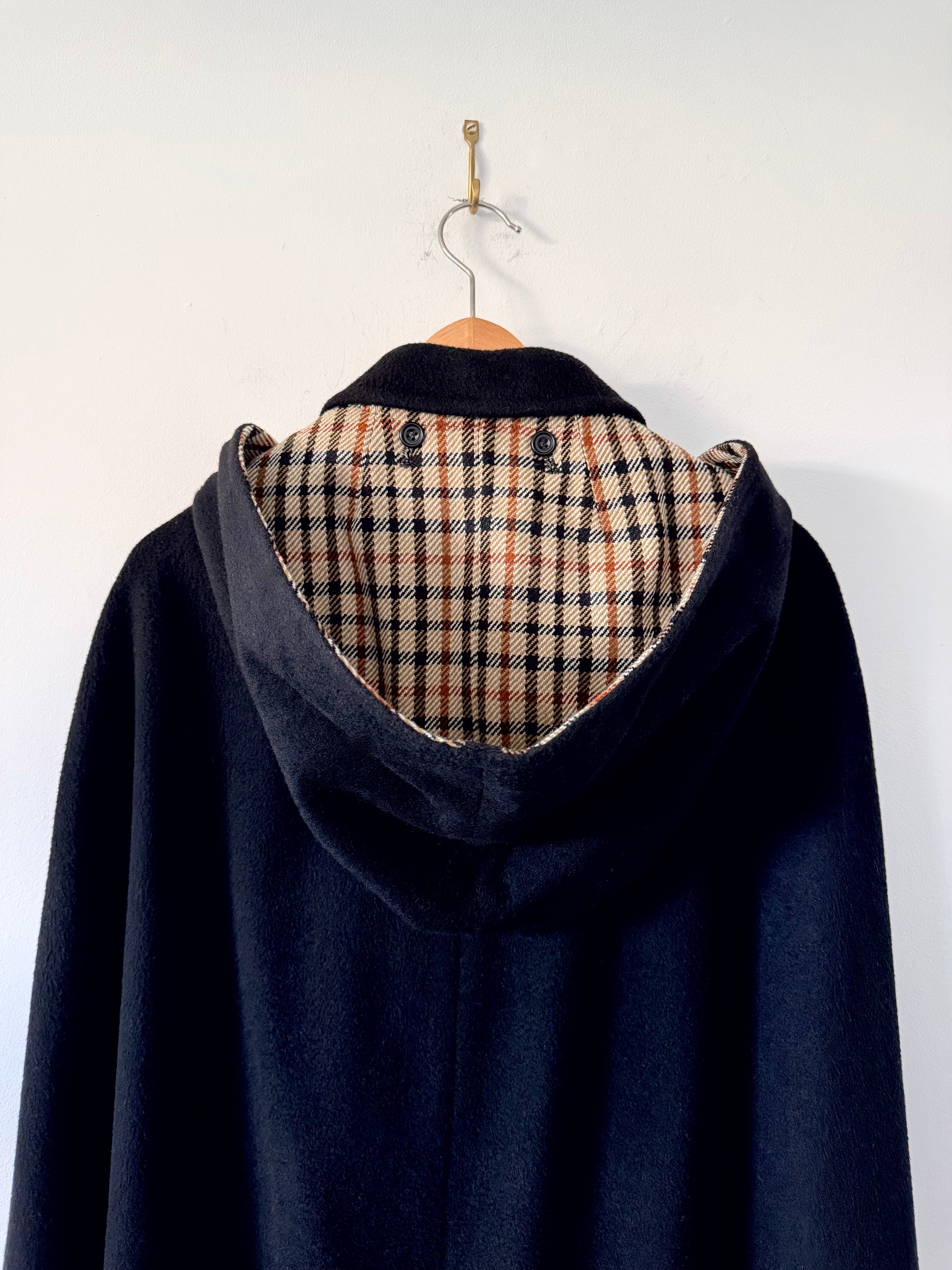 DAKS Vintage Wool Cape