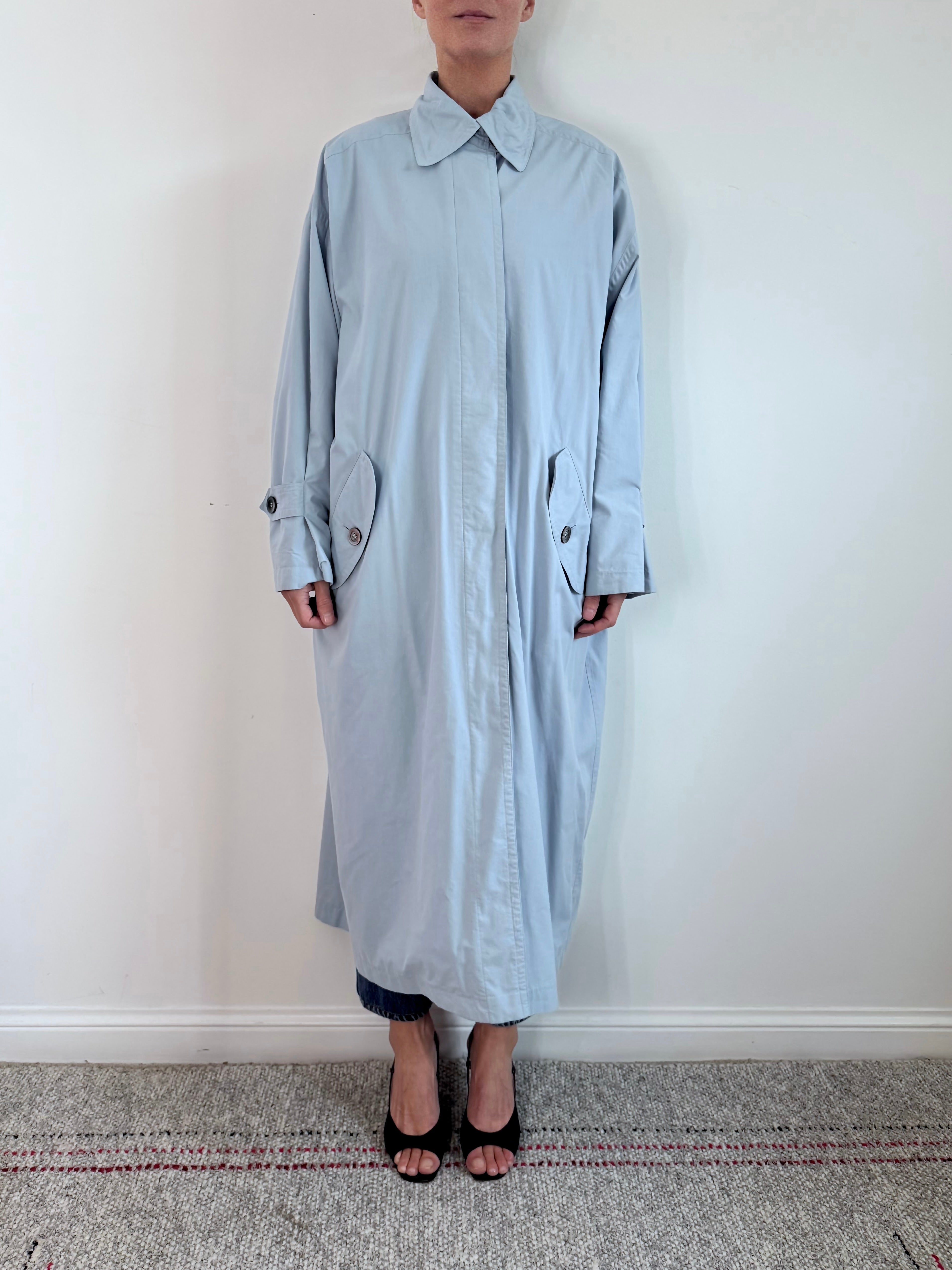 Laurèl  Vintage Light Blue Long Vintage Mac image 2