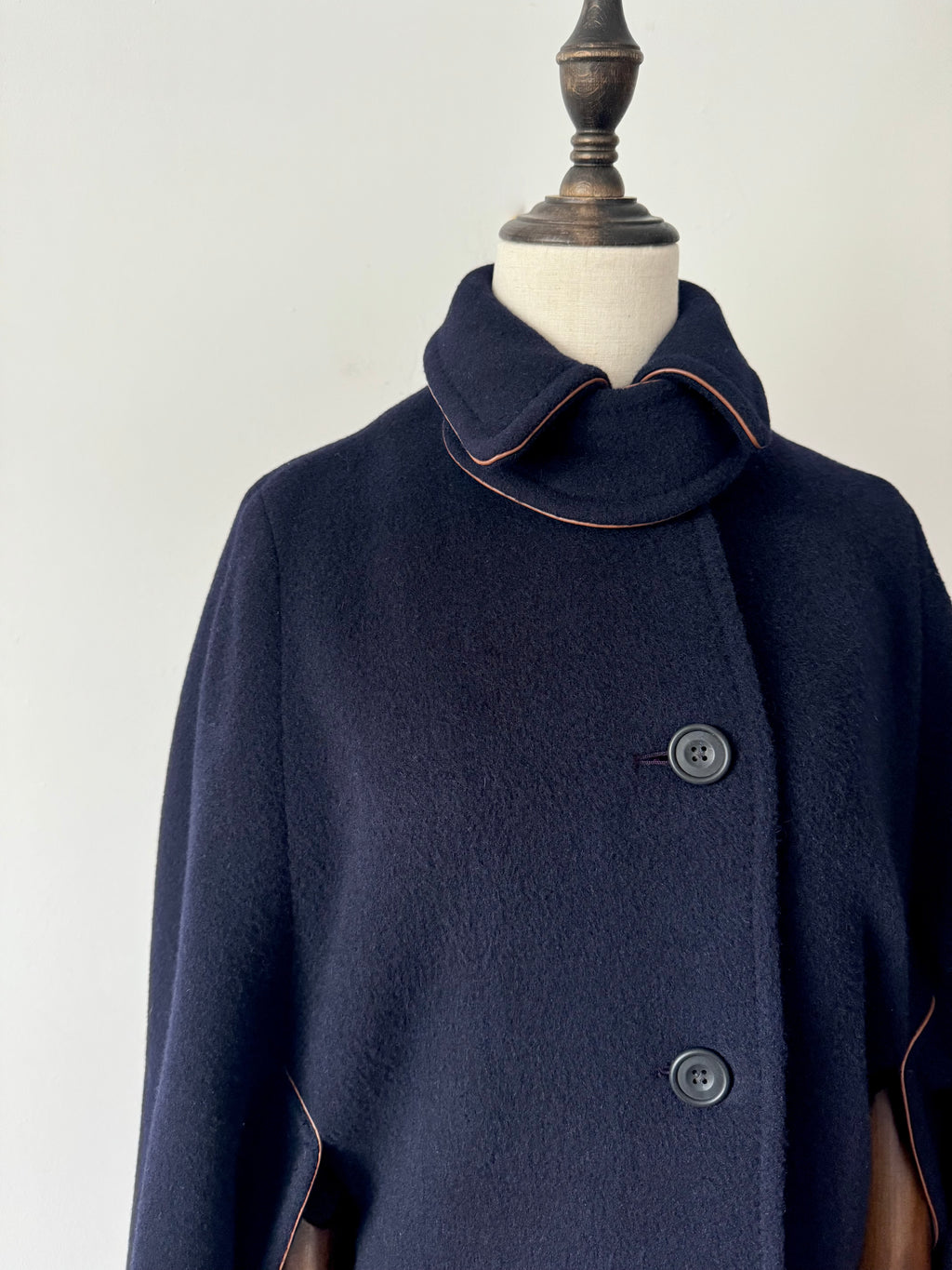 DAKS Preowned Long Wool Cape image 5